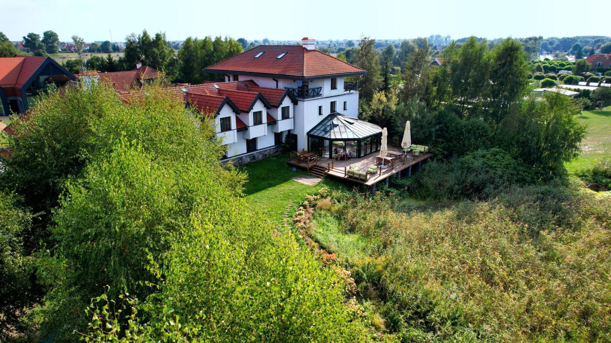 Hotel Joseph Conrad Pisz Exterior photo